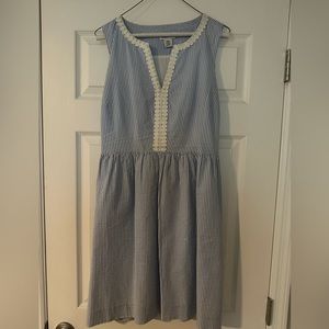 Vineyard vines seersucker dress